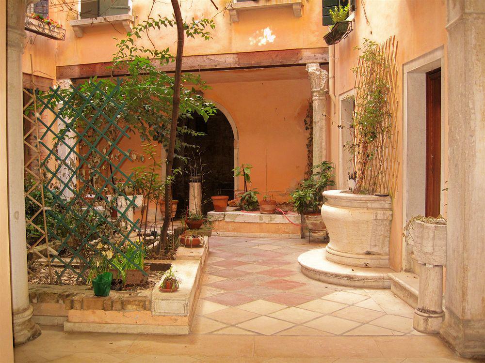 Appartamenti San Luca Venice Luaran gambar