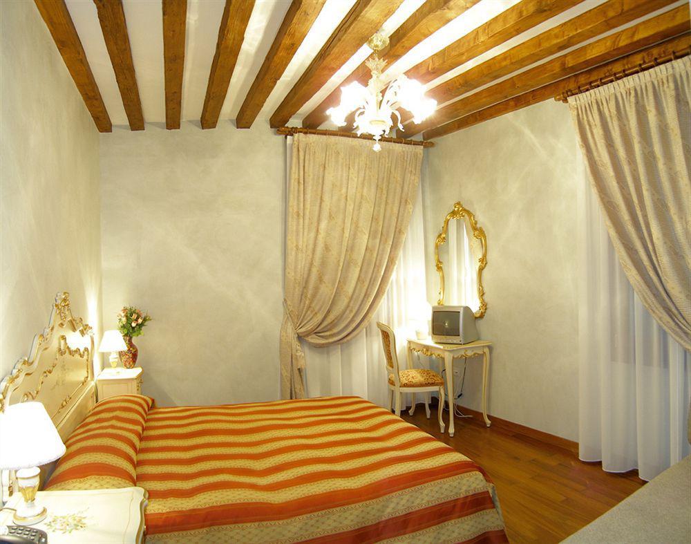 Appartamenti San Luca Venice Luaran gambar